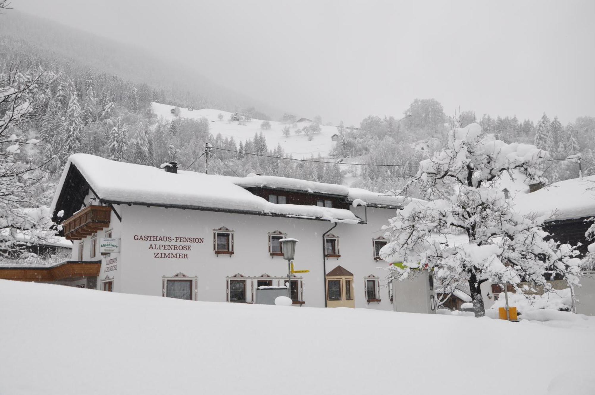 ホテル Gasthof Alpenrose Imsterberg エクステリア 写真